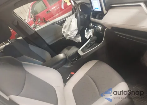 2024 Toyota Rav4 Xle из США, поврежденный, VIN 2T3P1RFV6RC405552